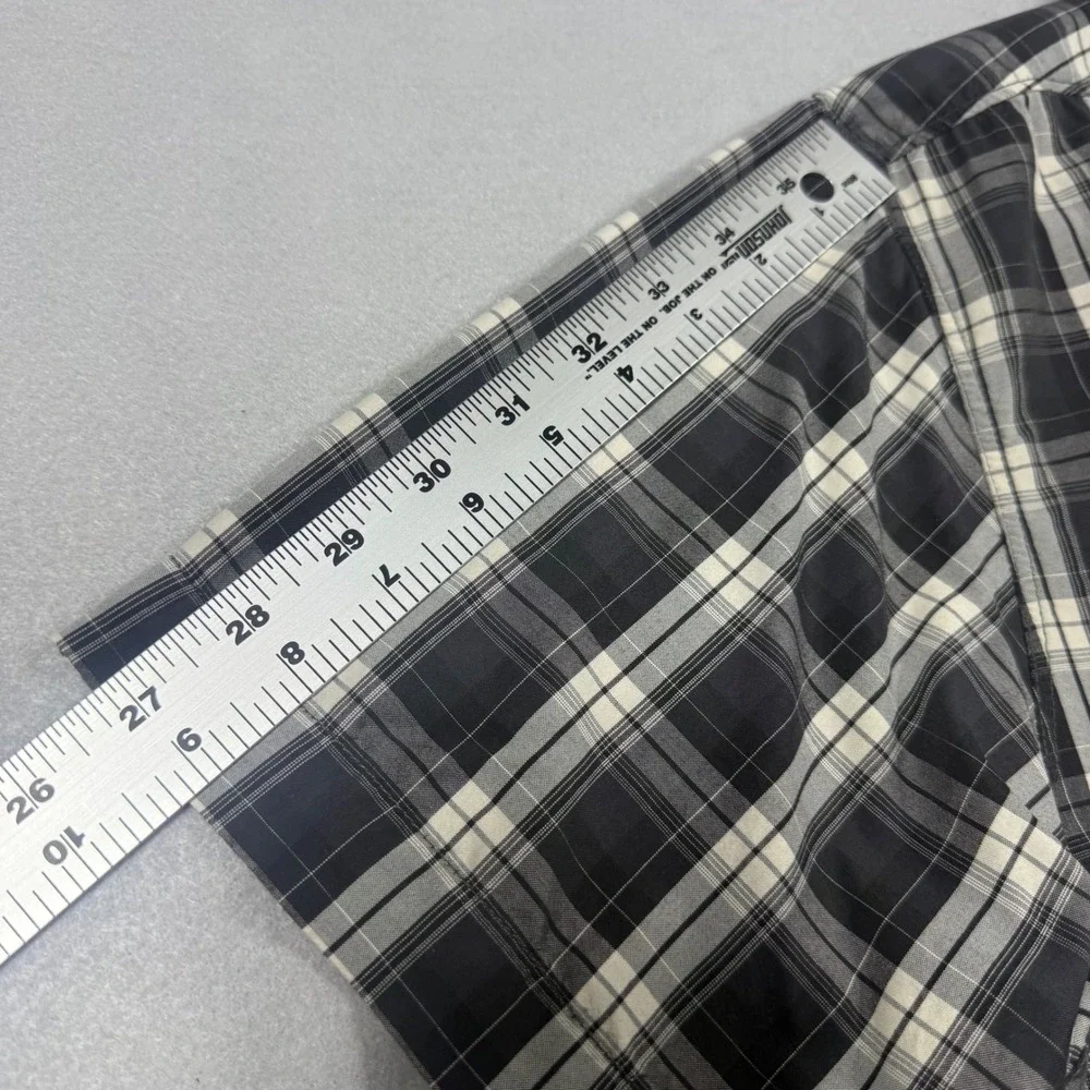 The North Face Mens Black White Plaid Short Sleeve Button Up Hiking‎ Shirt L